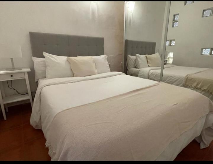 Sleepers Apto Nico โอสปิตาเล็ต เดอ โยเบรกัต ภายนอก รูปภาพ